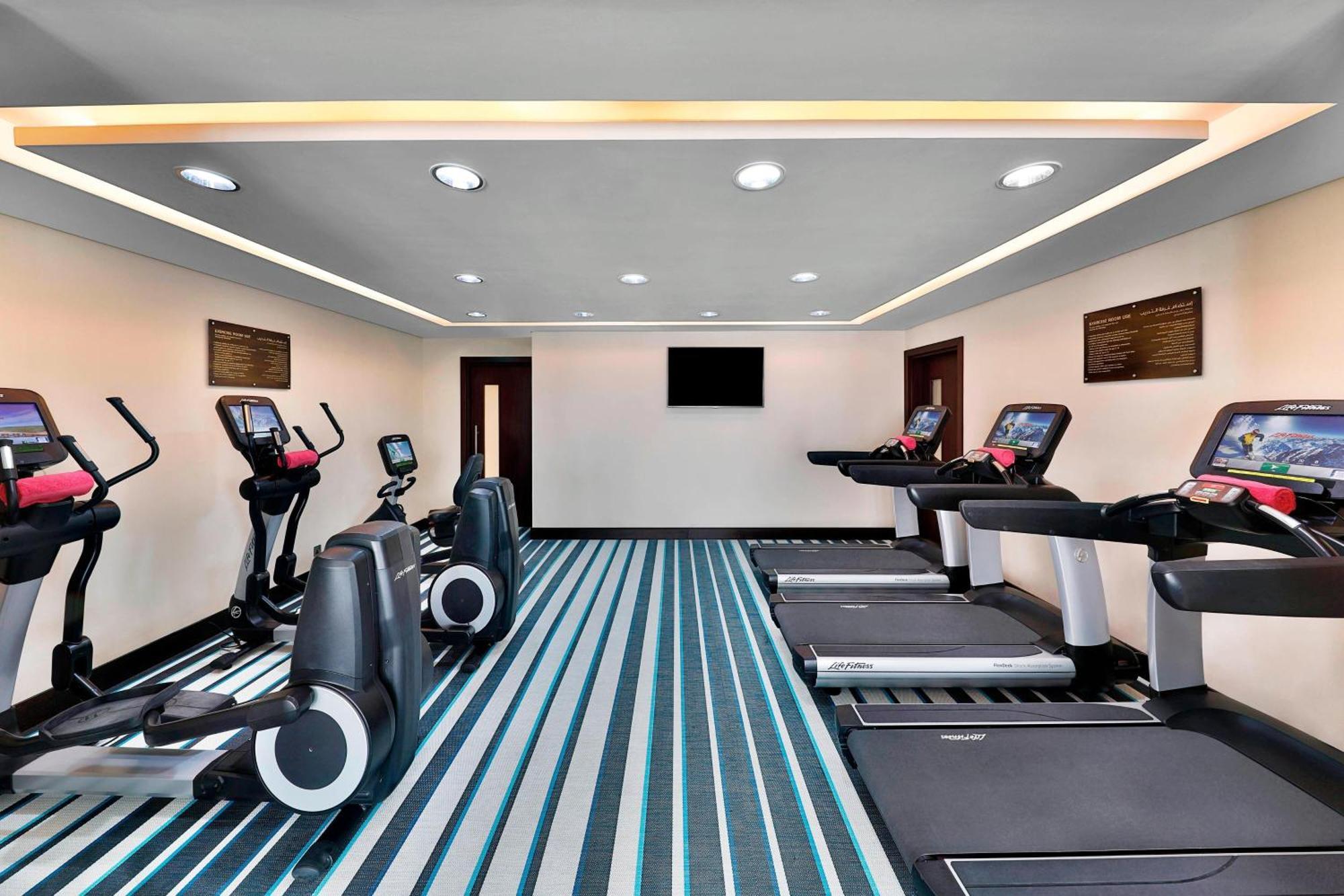 Courtyard By Marriott Riyadh Olaya Екстериор снимка